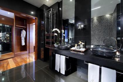 Eurostars Madrid Tower - image 11