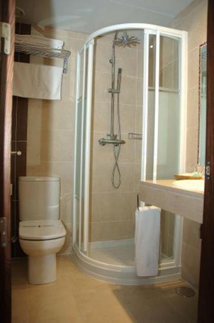 Hostal Los Coronales - image 15