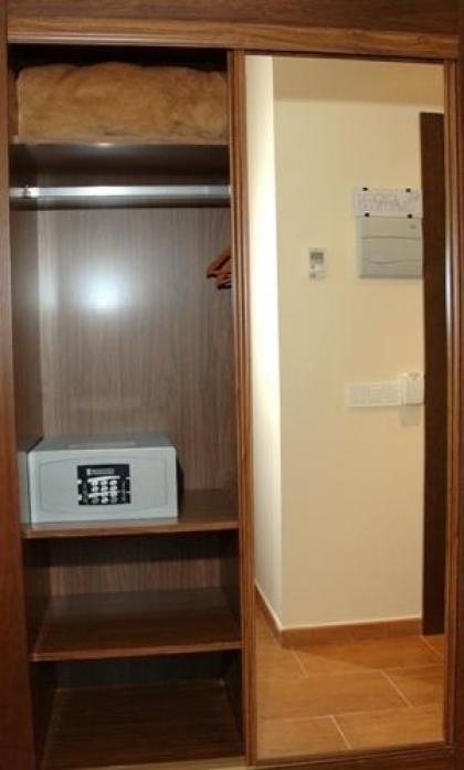 Hostal Los Coronales - image 20