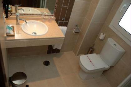 Hostal Los Coronales - image 8