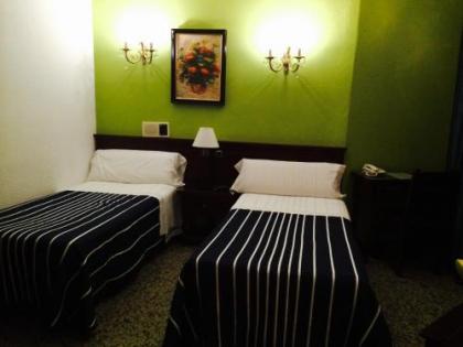 Hostal Sonsoles Madrid-Centro - image 11
