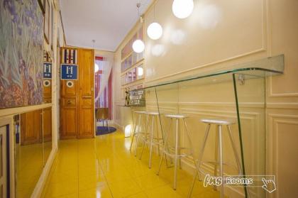 Hostal La Fontana - image 4