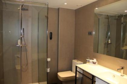 Mercure Madrid Centro - image 12