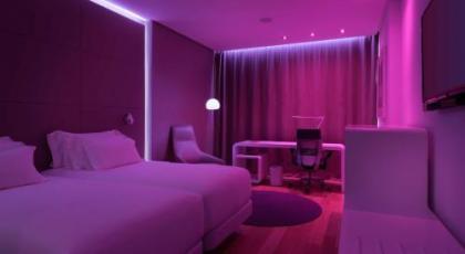 NH Eurobuilding - image 11