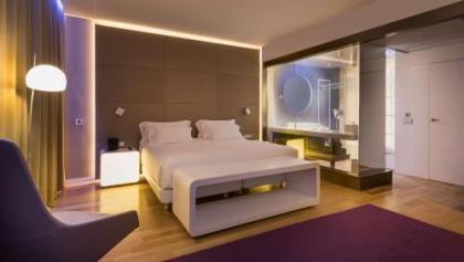 NH Eurobuilding - image 20