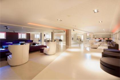 Madrid Marriott Auditorium Hotel & Conference Center - image 10