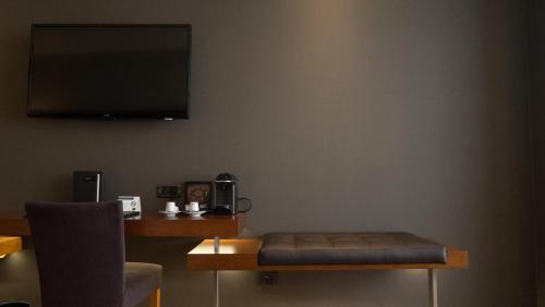 AC Hotel by Marriott Aitana - image 2