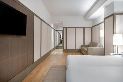 AC Hotel by Marriott Avenida de America - image 2