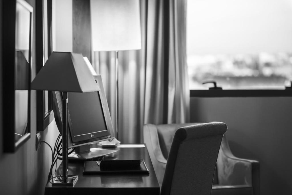 Hotel Nuevo Madrid - image 7