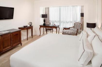 Meliá Barajas - image 14