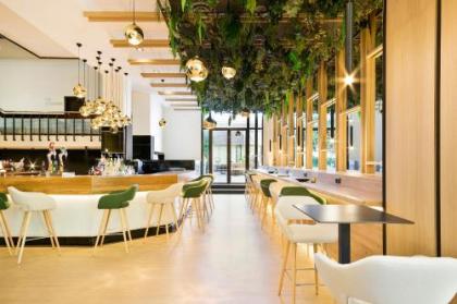 Meliá Barajas - image 2