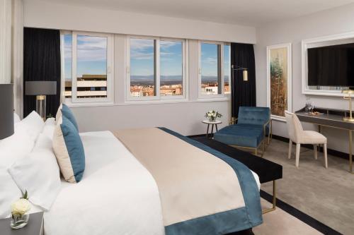 Meliá Castilla - main image
