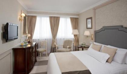 Meliá Castilla - image 11
