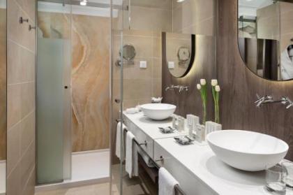 Meliá Castilla - image 15