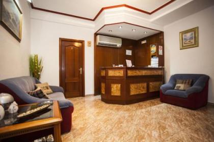 Pensión Carrera - image 1