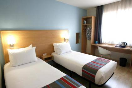 Travelodge Torrelaguna - image 9