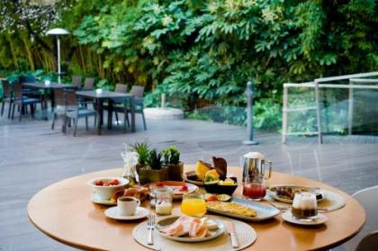 voco Madrid Retiro an IHG Hotel - image 15