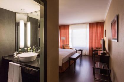 Pullman Madrid Airport & Feria - image 15