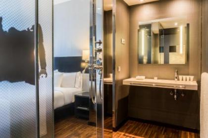 AC Hotel by Marriott Madrid Feria - image 10