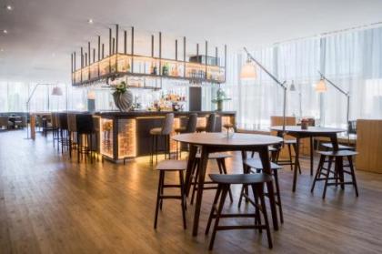 AC Hotel by Marriott Madrid Feria - image 17