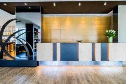 AC Hotel by Marriott Madrid Feria - image 3