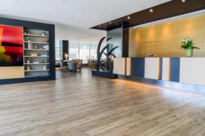 AC Hotel by Marriott Madrid Feria - image 4