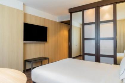 AC Hotel by Marriott Madrid Feria - image 9