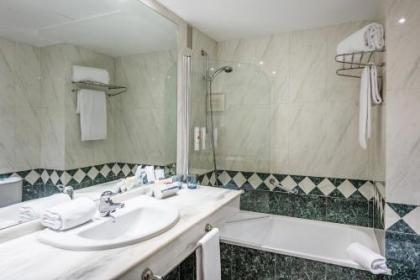 Hotel Madrid Chamartin Managed by MELIA - image 2
