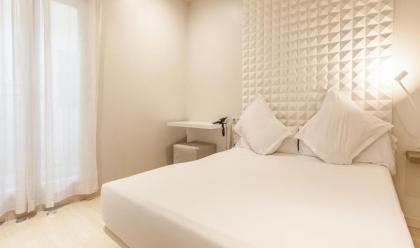 Urban Sea Hotel Atocha 113 - image 17
