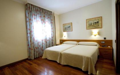 Hotel Los 5 Pinos - image 27