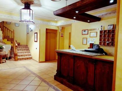 Hostal Maria Ronda - image 11