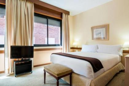 Espahotel Plaza Basilica - image 15