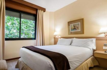 Espahotel Plaza Basilica - image 16