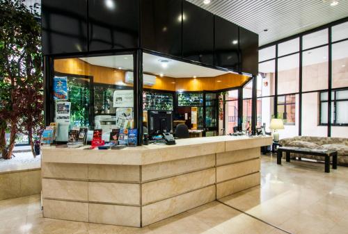 Espahotel Plaza Basilica - image 5