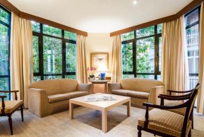 Espahotel Plaza Basilica - image 6