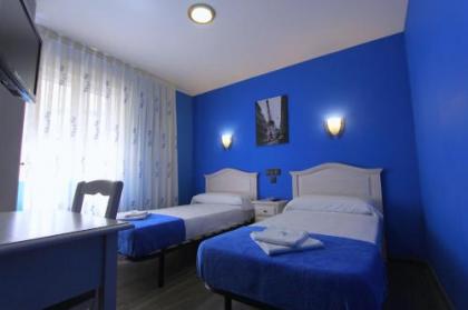Hostal Regio - image 13