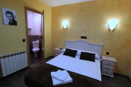 Hostal Regio - image 18