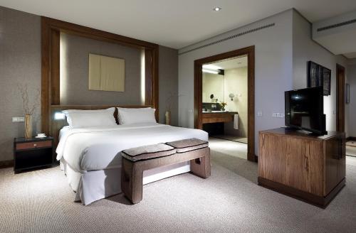 Eurostars Suites Mirasierra - image 6