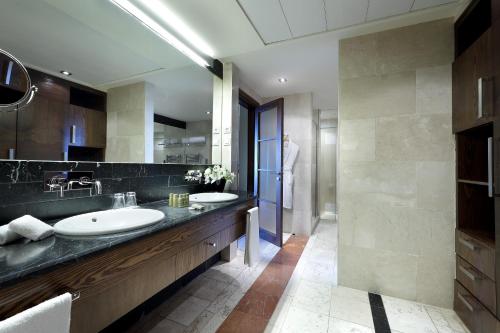 Eurostars Suites Mirasierra - image 7