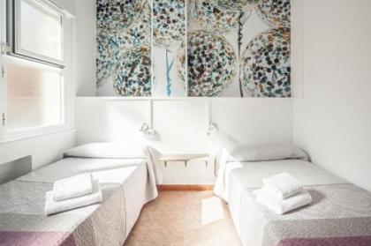 Madrid Motion Hostels - image 14