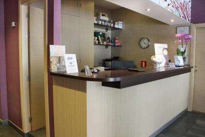 Hostal 4C Cuatro Caminos - image 10