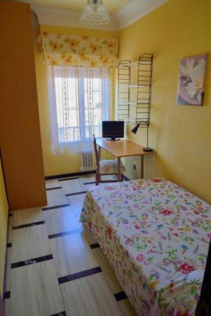 Hostal Arrate - image 14