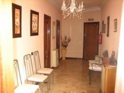 Hostal Arrate - image 19