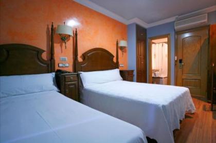 Hostal Victoria II - image 1