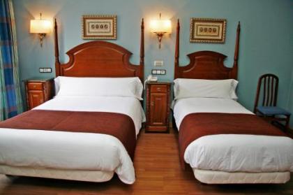 Hostal Victoria II - image 9