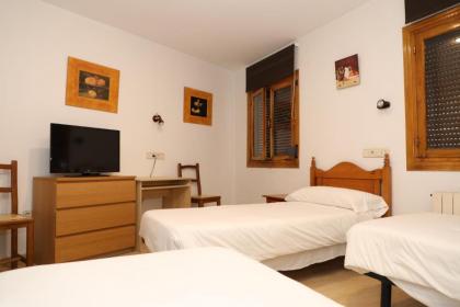 Hostal El Descanso - image 18