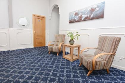 Hostal Biarritz - image 12