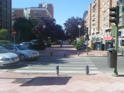 Madrid Studio Apartments - image 10