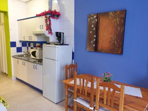 Apartamentos Dana Sol - image 4