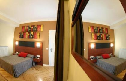 Hostal Sol Square Madrid - image 18